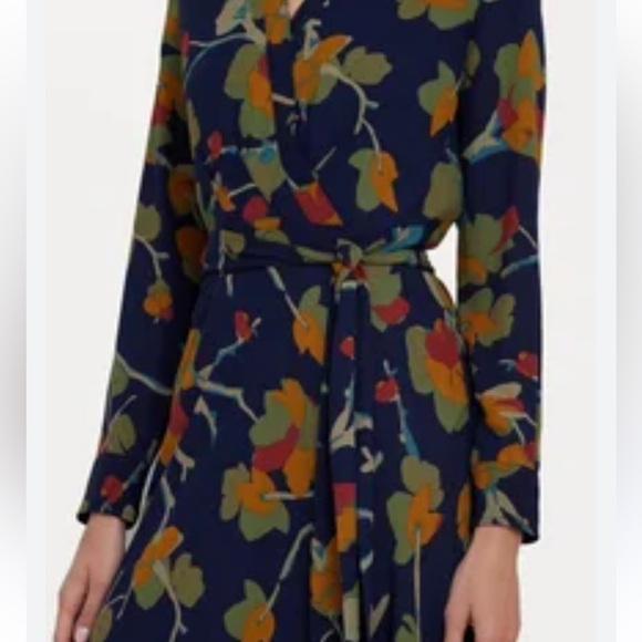 Lauren Ralph Lauren Floral Surplice Georgette Midi
Dress.       #8 - Picture 3 of 8